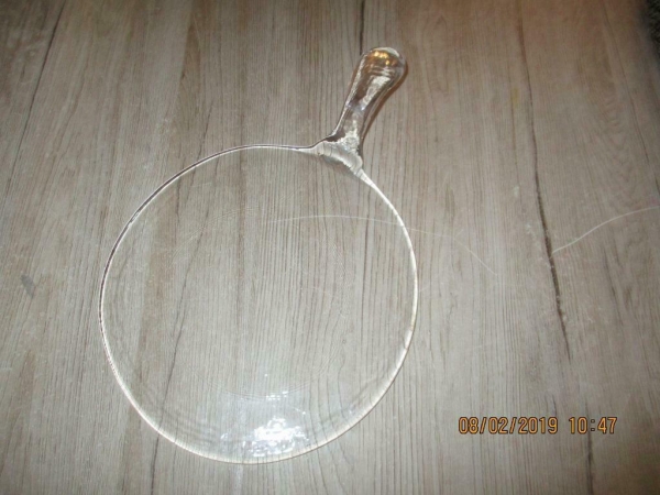 serveer plateau van glas met handvat