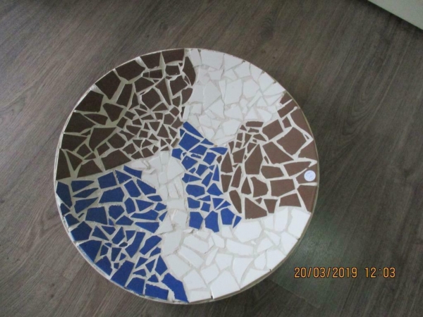 Grote Landelijke schaal uit mozaiek tegelstukjes