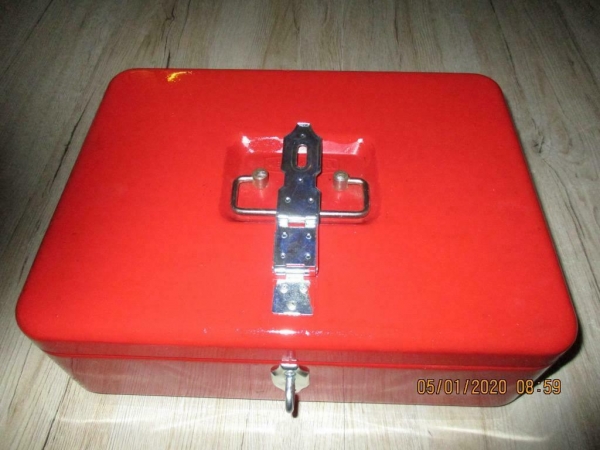 Geld kluisje /kist 30 x 24 cm, met lade voor papiergeld en e - marktopmaat.nl